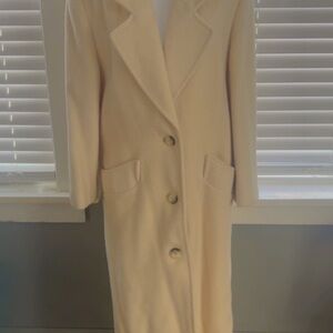 Vintage cream, pea coat